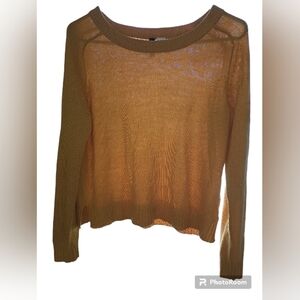 DIVIDED NWOT Long Sleeve Sweater Gold Sz M